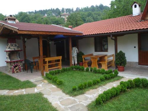 Къща За Гости Боляри Tryavna Bagian luar foto